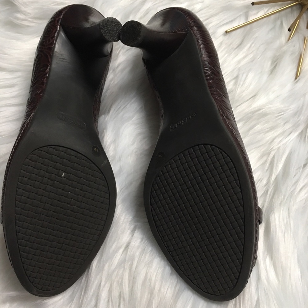 Nurture Leather Embossed Heels 👠 - Picture 5 of 8